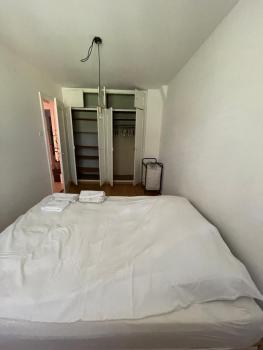 Stylish 3-Room Altbau Flat Balcony & Office, Zürich (photo 3)