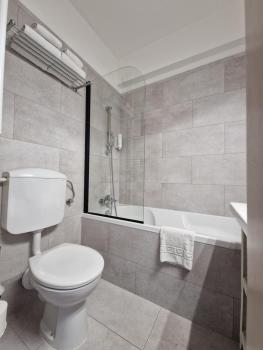 Medos Hotel, Budapest (photo 5)