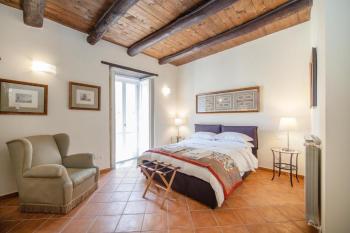 Palazzo Marigliano, Neapel (Foto 5)