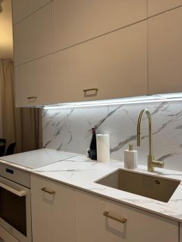 Nowoczesny Apartament we Wrocławiu z Balkonem i Parkingiem Podziemnym, Vratislav (fotografie 3)
