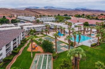 704 Main level 3 bd Unit in Las Palmas, Shared Pool and Hot Tub, Great Clubhouse Amenities, St. George (photo 3)