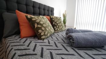 Bee Halo - Work N Relax 500Mbps WiFi, Netflix, City Centre, Paid Private Parking , Balcony and Memory Foam Beds, Manchester (fotografie 3)