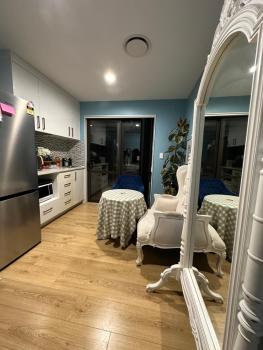 BEBE Self-contained Granny Flat with Own Access, Auckland (zdjęcie 2)