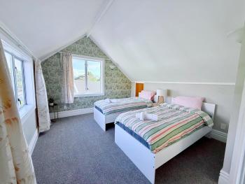4Brm1Bath - heart of Mt Eden, Auckland (photo 5)