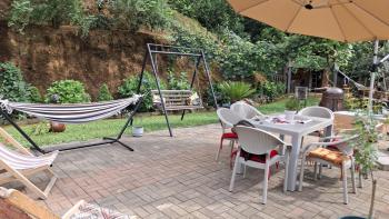 Sameba House, Khuts'ubani (photo 4)