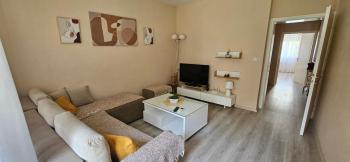 Ira's Square Apartment with Free Parking, Skopje (fotografie 4)