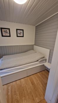 Spacious home with 3 bedrooms, 2 bathrooms and sauna in Vadsø 220m2, Vadsø (foto 3)