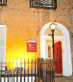 Baggot Court Townhouse, Дублин (фото 3)