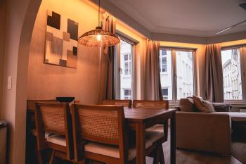 Japandi Lofts - 2 Bedrooms at old city of Antwerp, Amberes (foto 3)