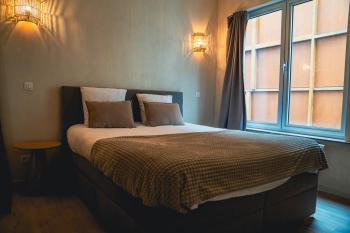 Japandi Lofts - 2 Bedrooms at old city of Antwerp, Amberes (foto 5)