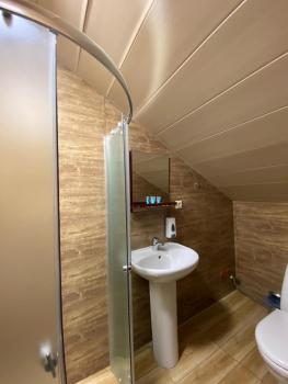 8 rooms, Mccheta (fotografie 3)