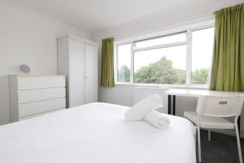 Central Bath Getaway House near Park, Bath (photo 3)