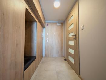 Sky Loft Wrocław Apartment by BookingHost, Breslau (Foto 3)