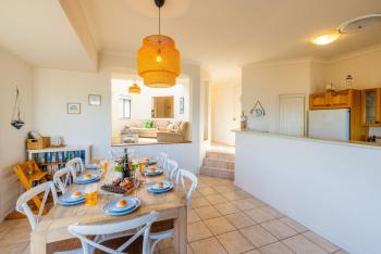 Ocean Views, 4 Ocean Street - Absolute Waterfront Retreat at Fishermans Bay, Anna Bay (fotografie 5)