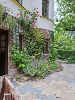 ansimali 3 - Treffpunkt Dachgeschosswohnung, Ideal für Familien und Freunde, Gemeinsam wohnen, getrennt träumen, Zwei Schlafzimmer, ein Urlaub mit Spiel und Spaß, Grünhain-Beierfeld (Foto 2)