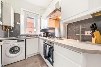 Cosy and Bright 3-Bedroom Flat, Glasgow (photo 3)