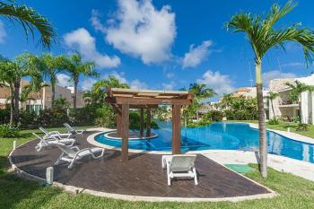 2BR Apt with Lagoon View in Puerto Aventuras, Puerto Aventuras (foto 3)