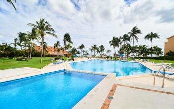 BeachFront Appt with Amazing Pool in Pto Aventuras, Puerto Aventuras (fotografie 2)