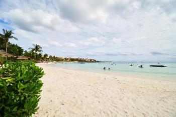 BeachFront Appt with Amazing Pool in Pto Aventuras, Puerto Aventuras (fotografie 3)