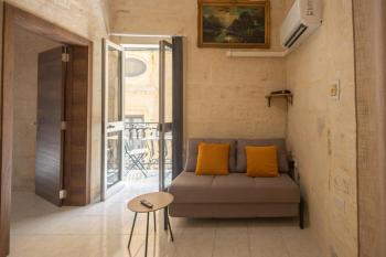 Valletta 1BR Townhouse Escape by Buena Vista, Valletta (zdjęcie 5)