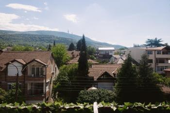 Skopje Studio with Mountain view Balcony and Free Parking, Skopje (fotografie 2)