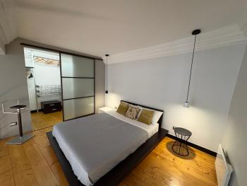 Loft con terrazzo nei vicoli, Janov (fotografie 3)