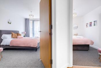 Elegant 2Bed Apartment - City Centre - Free Parking, Birmingham (foto 5)