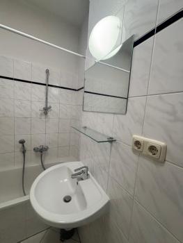 Charming Flat in Creative East Berlin, Берлин (фото 5)