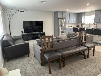Renovated Vegas Home with Private Rooms, Las Vegas (fotografie 3)