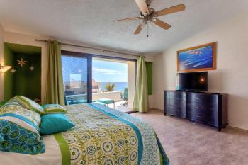 Beach & Oceanfront Terrasol Condo, 2 Pools & Patio, Cabo San Lucas (foto 5)