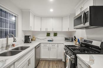 October Sale! 35 Off- Near Lax, Parking Wifi, Los Angeles (fotografie 4)