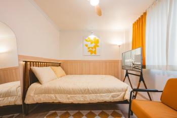 Wooden Breeze - 1 min walk from the subway station, Seoul (Foto 2)