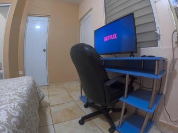Wifi, Workspace , Perfect Location & Parking, Ponce (foto 3)
