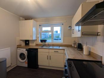 3-Bed Home with Patio Near Deansgate & City Centre, Manchester (photo 2)