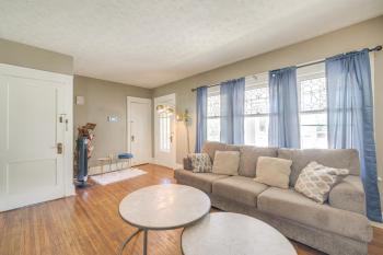 2 Mi to Zoo Charming Apt with Balcony in Cleveland, Cleveland (foto 5)