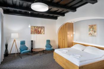 Fancy apartments by Prague Castle, Praha (fotografie 2)