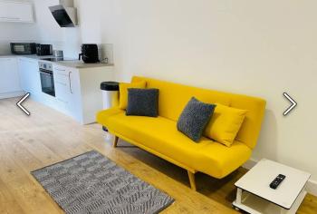 Stylish, Spacious 2-Bed Apartment, Guests 5, Contractor-Friendly, Secure Parking, Free Wi-Fi, Gloucestershire (foto 5)