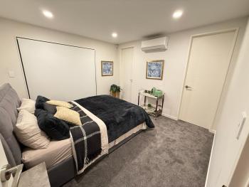 Modern Comfort in Long Bay near Beach & Cafes, Окленд (фото 2)