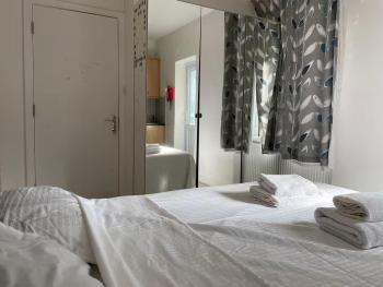 Cosy Studio room with your own Garden in a House, Londyn (zdjęcie 5)