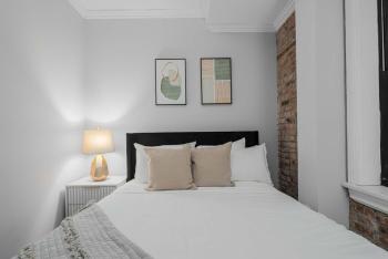 Lower East Side 2BR with Private Patio, New York (Foto 5)