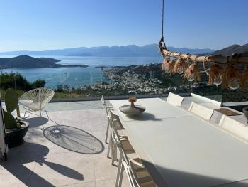 Villa Estée, luxury villa with private infinity pool and jacuzzi, Elounda (foto 2)