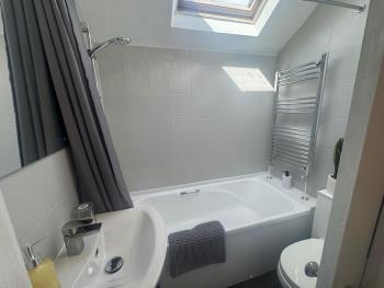 Apt-Sleeps 6-Parking-Ideal for Contractors-Garden, Newcastle (foto 5)