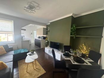 Apt-Sleeps 6-Parking-Ideal for Contractors-Garden, Newcastle (foto 2)