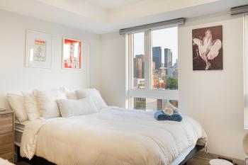 Top Location - Cozy & Bright MTL studio near metro, Montreal (fotografie 2)