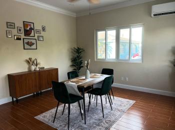 A Lofty Escape - 2BR Cozy Loft by Beach & Airport, Nassau (Foto 3)