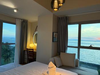 Modern 1BR with Balcony Facing Infinity Pool Manila Bay Sunset Near Airports OKADA Solaire MOA, Manila (Foto 4)