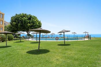 Beautiful Beachfront 2-bed in Playa Bella - RDR501, Estepona (foto 3)