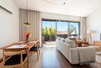 Sunny Loft in Downtown Porto with Private Parking, Porto (photo 5)