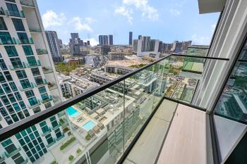 Chic 1BR with Balcony in JVC Dubai, Dubai (photo 4)