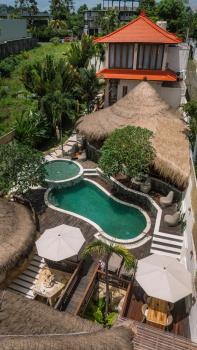 Layla Cabana - 7BR Villa in Pererenan - With Private Pool, Spa, Cinema & Gym, Tumbak Bayuh (foto 2)
